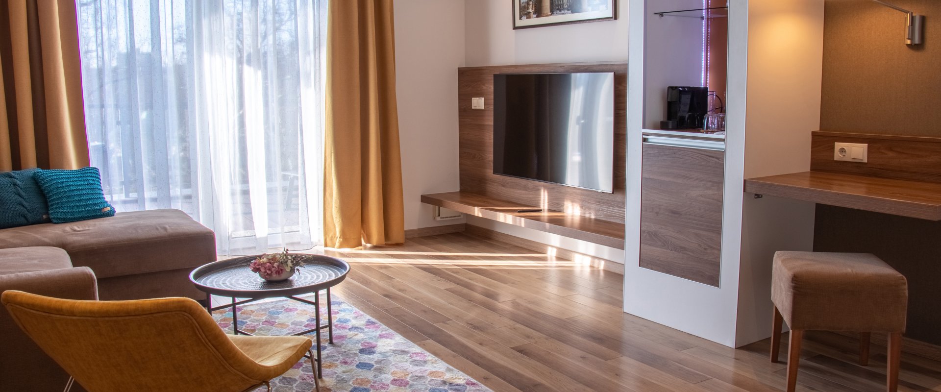 De Luxe Corner lakosztály - Eged-hegy felé néző