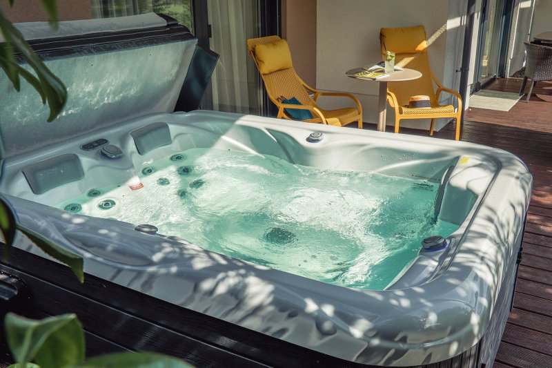 [SZOBA180] Romantic Spa jakuzzival 