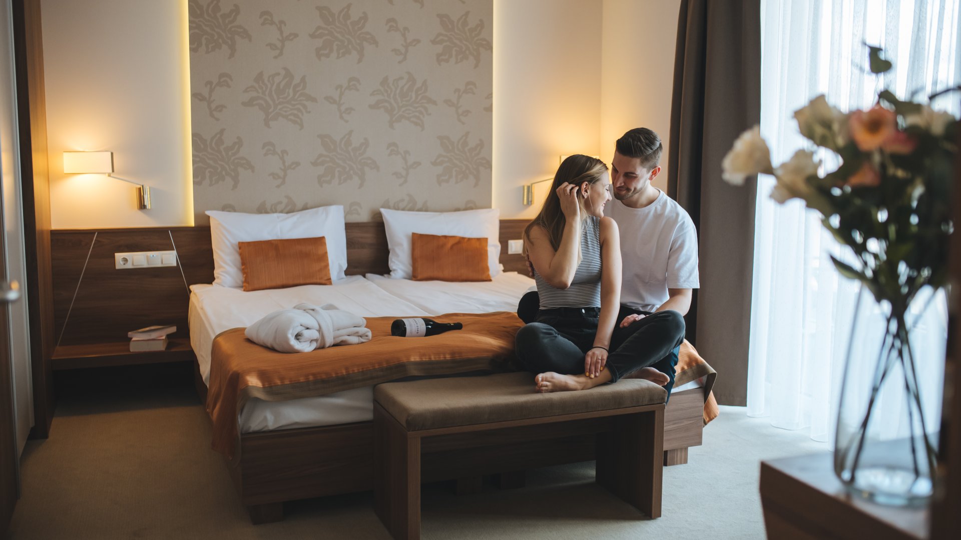 Mediterrán vacsora és egri borok elegáns nyári hangulatban az Imola Hotel Platánban