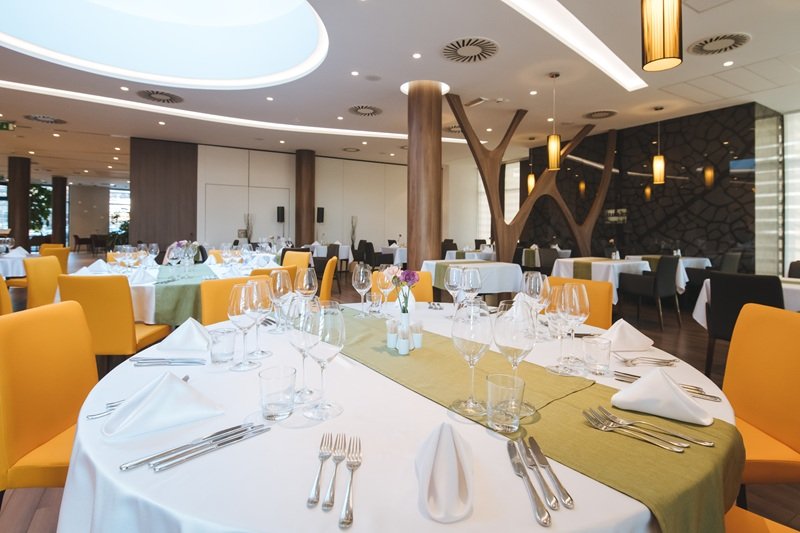 Wine tasting gift certificate