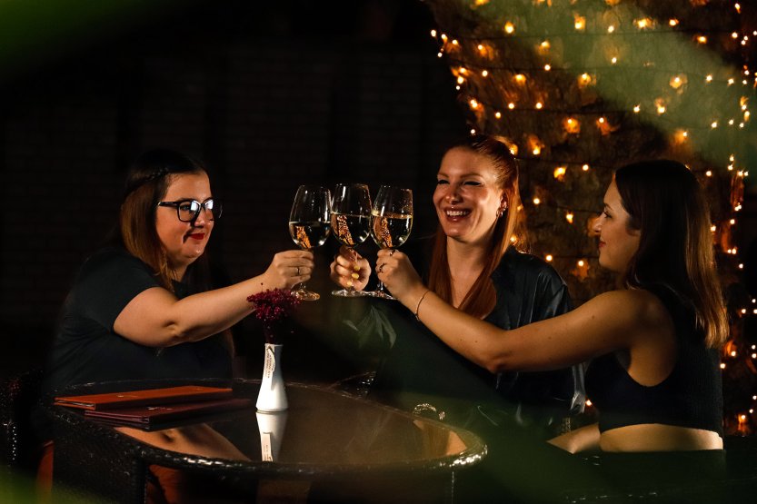 Szilveszter csomag tartalma: